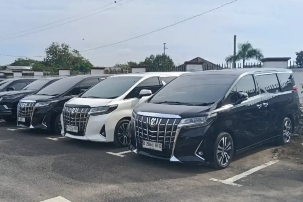 Rental mobil berastagi