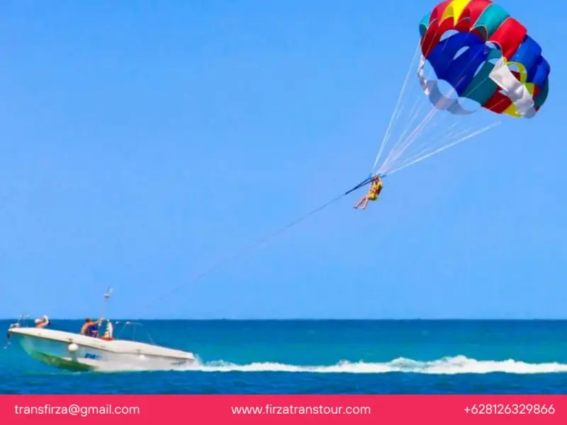 Wisata parasailing danau toba