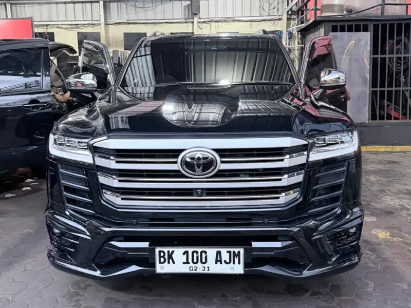 Rental land cruiser medan dengan sopir