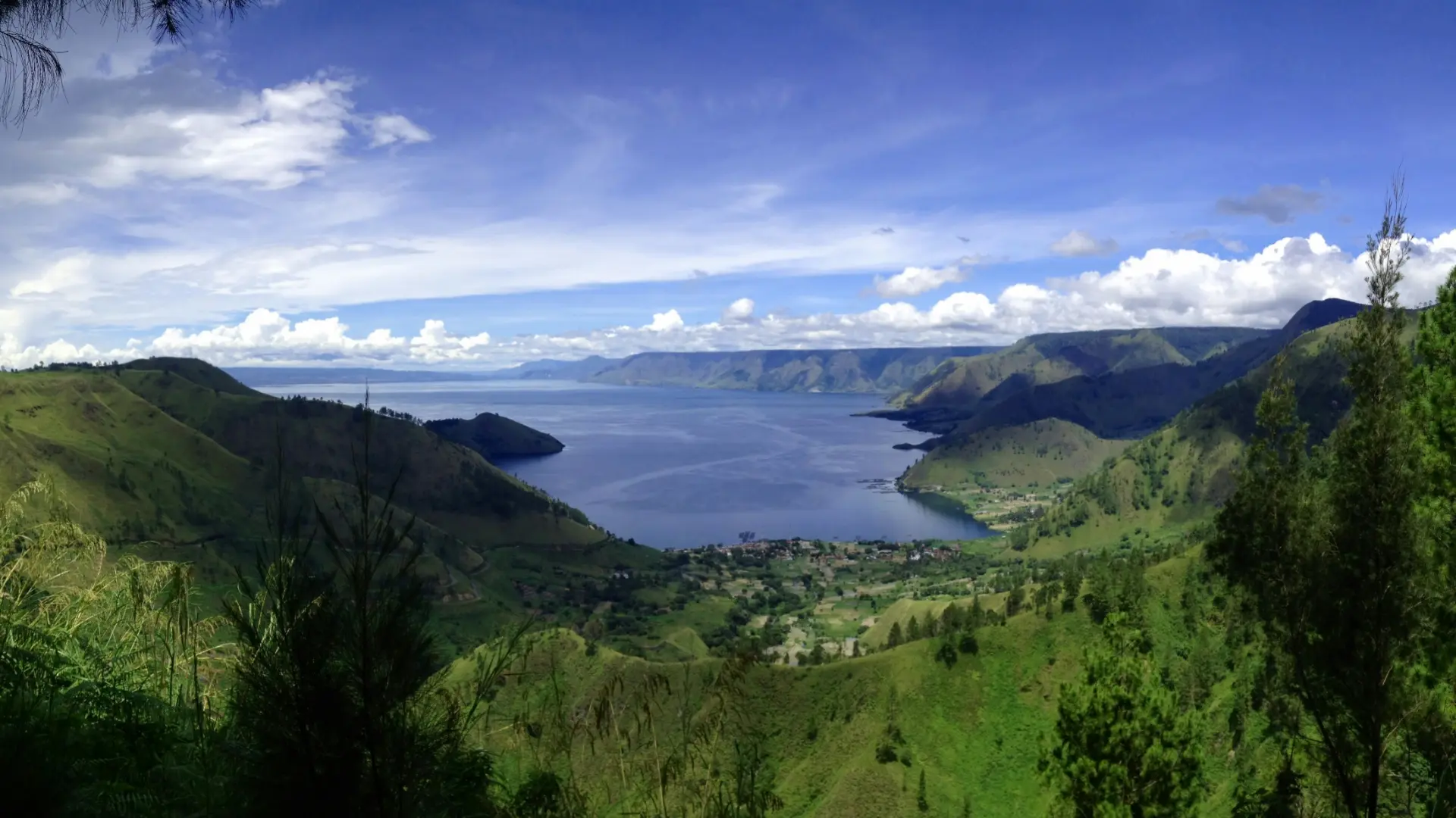 Paket Tour Danau Toba 3H2M